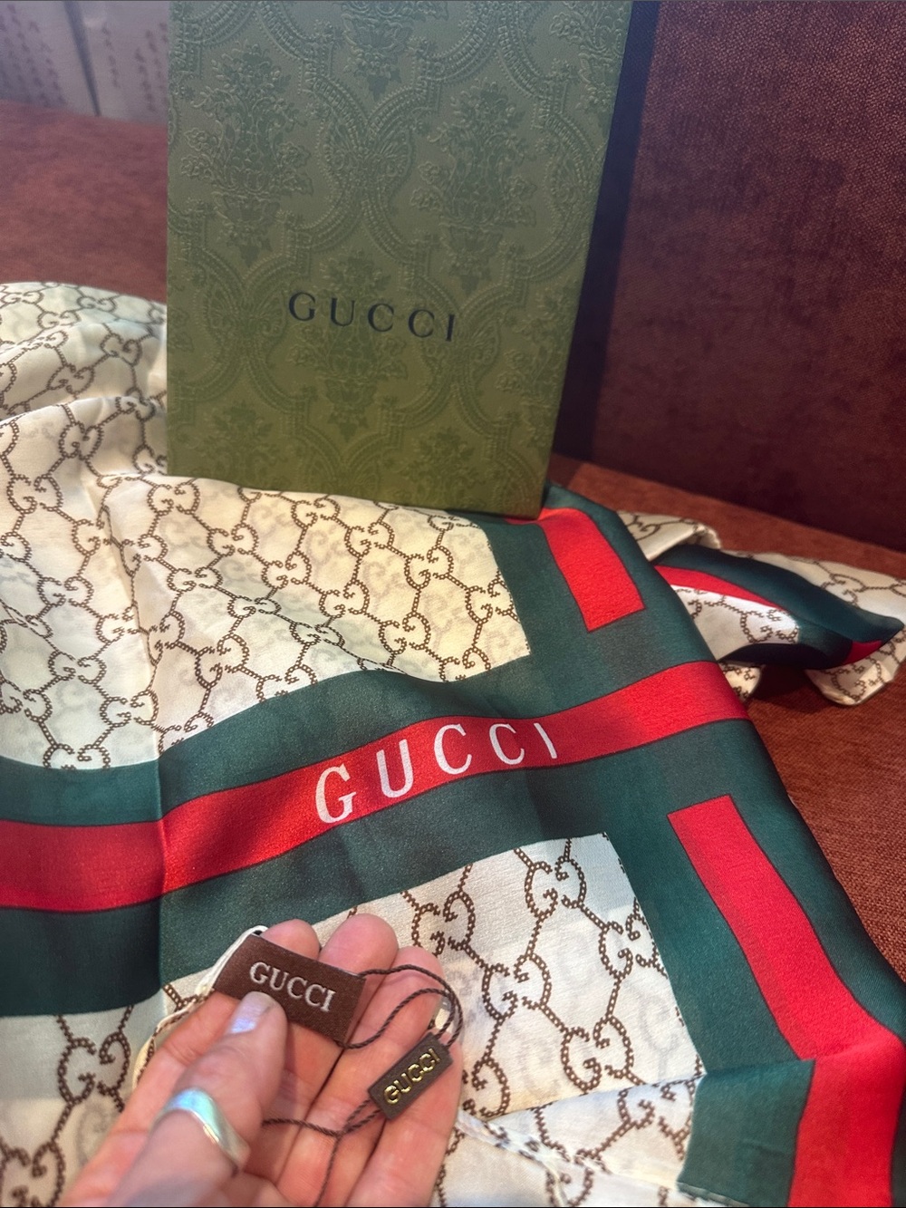 NWT Gucci Cream Silk Shaw/Scarf with Red and Green Web Stripe - Picture 7 of 10